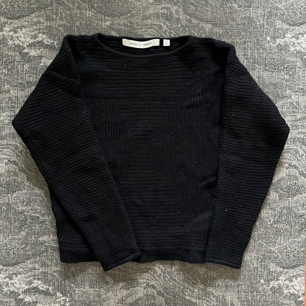 Uniqlo x LEMAIRE collaboration navy blue patterned sweater